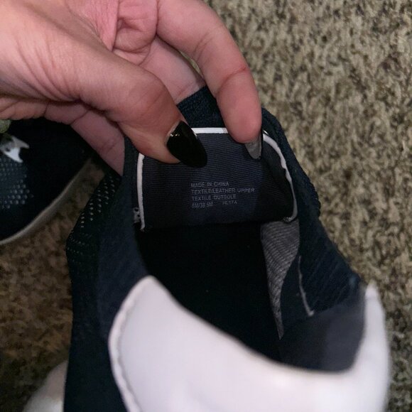 michael kors navy and white sneakers - Picture 4 of 5